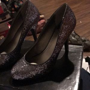 Fergalicious heals gently used size 6.5